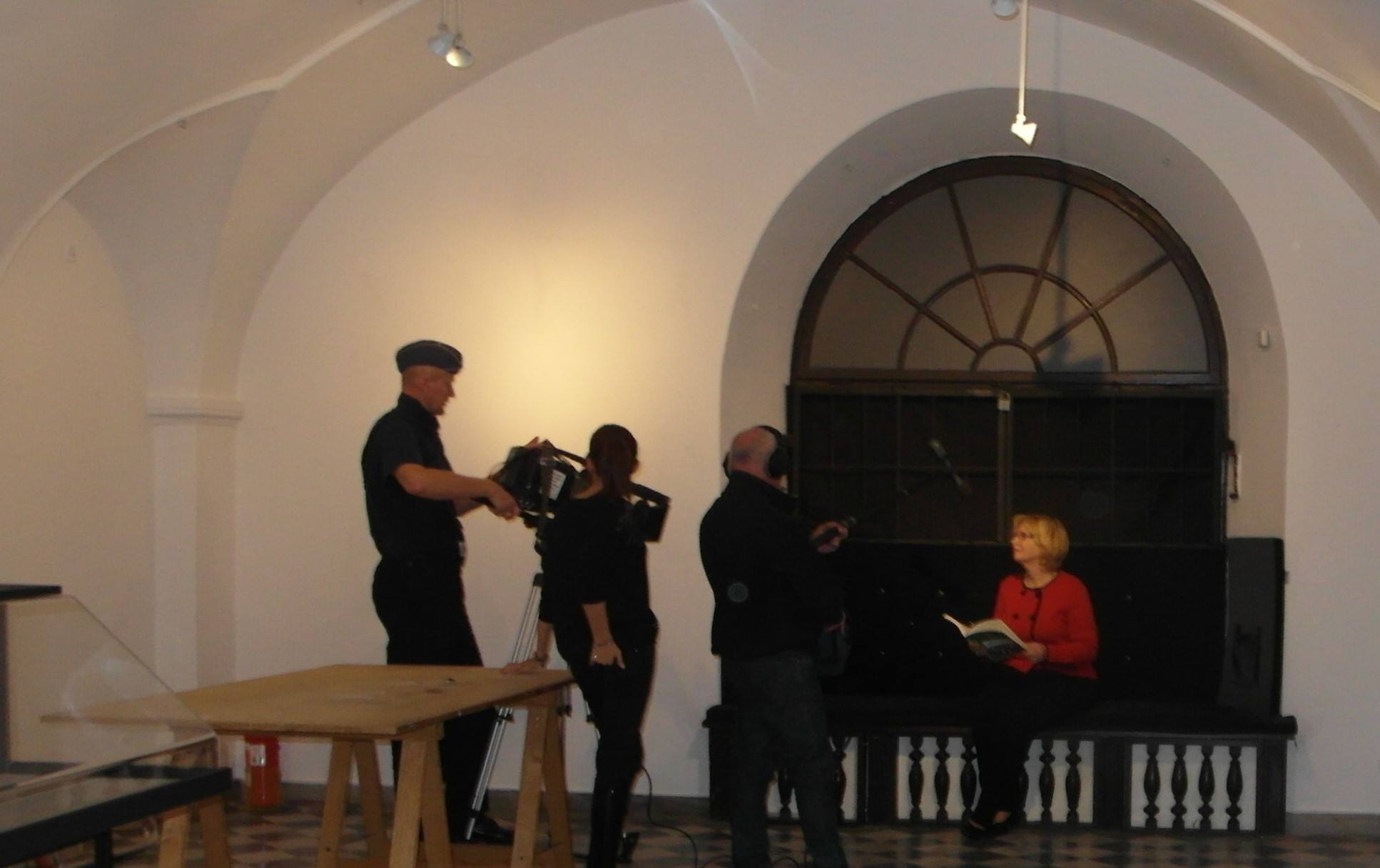 3.Wywiad dla TV Polonia w muzeum Literatury im. A.Mickiewicza, Joanna Kalinowska