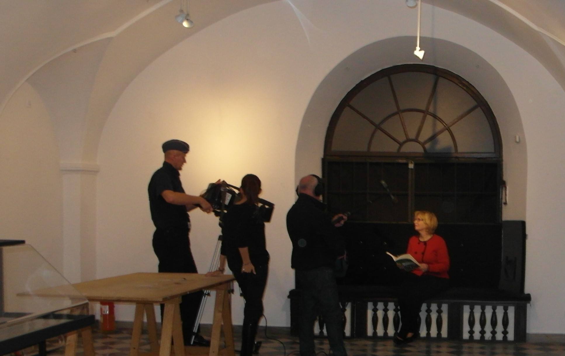 3.Wywiad dla TV Polonia w muzeum Literatury im. A.Mickiewicza, Joanna Kalinowska 